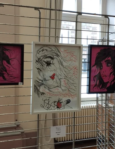 Photo d'une exposition sur le thème de "L'amour" à la mairie de Péronne et où trois de mes travaux sont exposés.